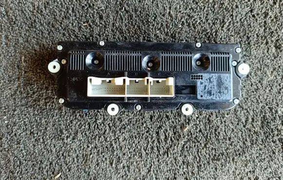 Volkswagen PASSAT B6 Climate control unit 3C0907044