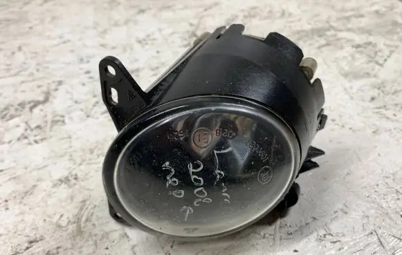 Mitsubishi Colt Front fog light 0305069002 MR9573625