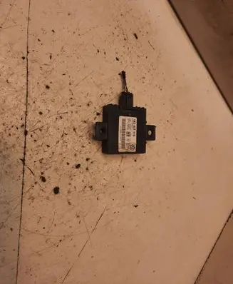 Audi A3 S3 8P Alarm control unit/module 1K0907719 510190352