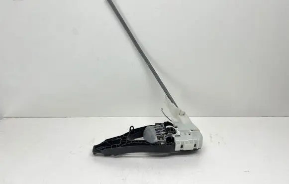 BMW 7 G11 G12 Front door coupe exterior handle/bracket 7377241