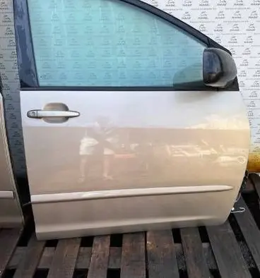 Toyota Sienna XL20 II Front door