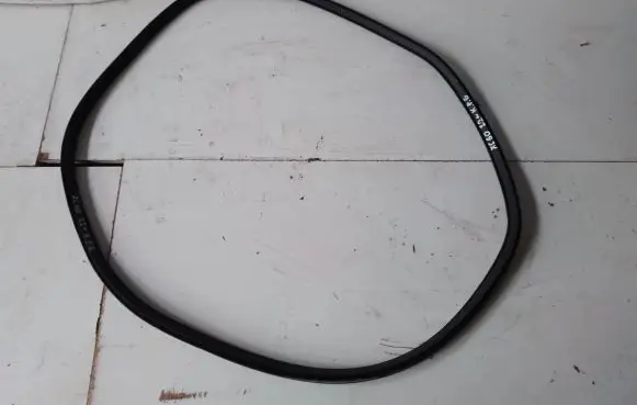 Volvo XC60 Rubber seal rear door 