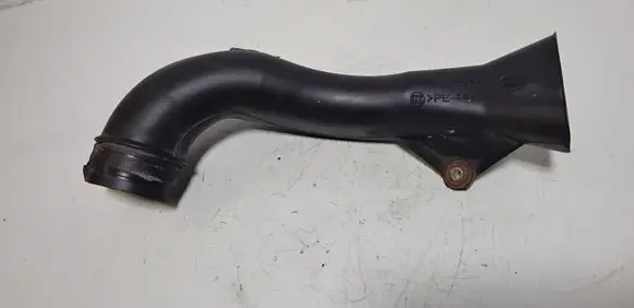 Toyota Corolla E120 E130 Air intake duct part 177510G020