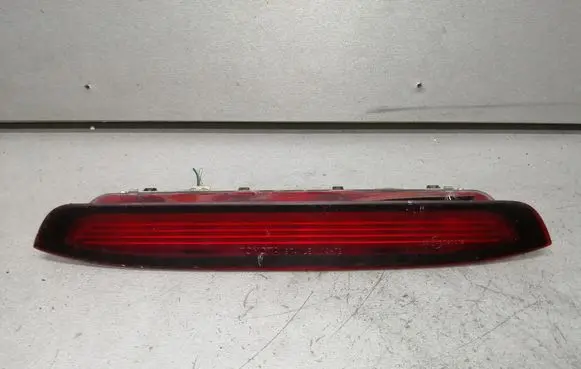 Toyota Corolla Verso E121 Third/center stoplight