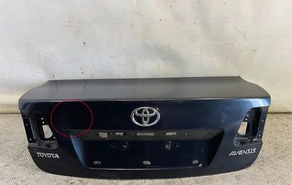 Toyota Avensis T270 Tailgate/trunk/boot lid