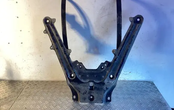 Porsche 911 991 Fuel tank mounting bracket 99150443900