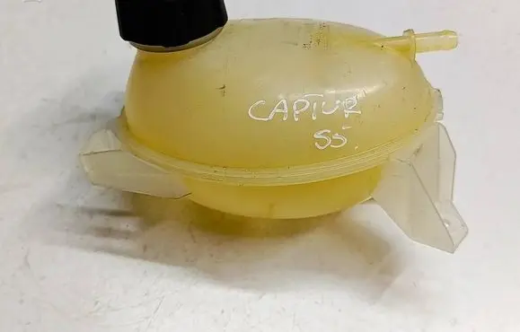 Renault Captur Coolant expansion tank/reservoir 217107259RS5 217107259R