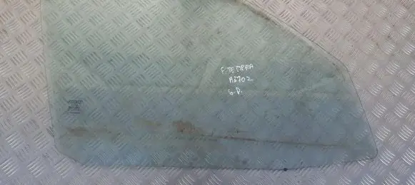 Fiat Tempra Front door window glass four-door