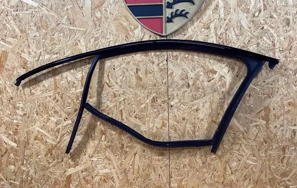 Porsche Macan (95B) Trim molding 95B837431d