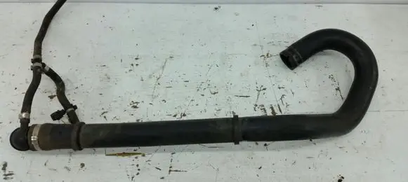Iveco Daily 6th gen Engine coolant pipe/hose