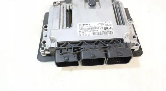 Peugeot Partner Engine control unit/module ECU 0281030546