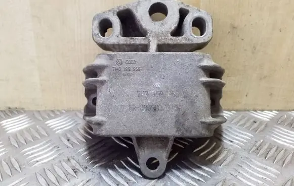 Ford Galaxy Gearbox mount 7M3199555
