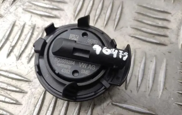 Volkswagen Golf VII Airbag deployment crash/impact sensor 5Q0959354