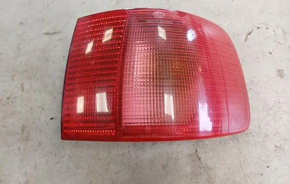 Audi A6 S6 C4 4A Rear/tail lights 4A9945096