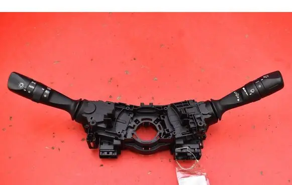 Toyota Auris E180 Other switches/knobs/shifts 02720-17F852