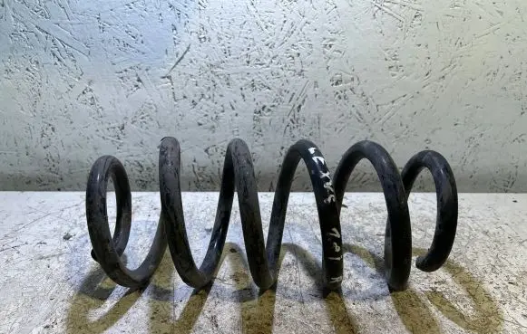Lexus CT 200H Rear coil spring