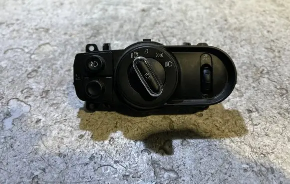 Mini Cooper Countryman F60 Light switch 9865863 3473490105 3619000137486006