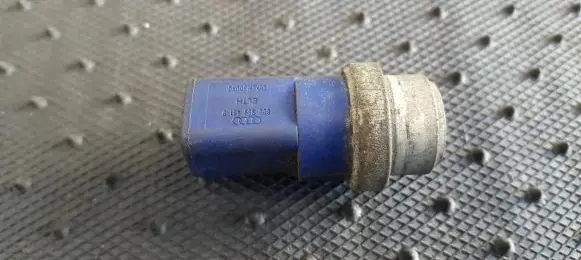 Audi A6 S6 C5 4B Coolant temperature sensor 8D0959481B