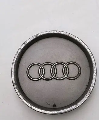 Audi A6 S6 C6 4F Original wheel cap 8L0601165A