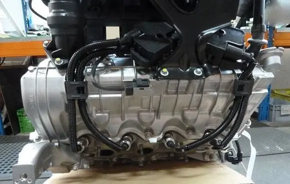 Mercedes-Benz Sprinter W906 Engine A2660104400