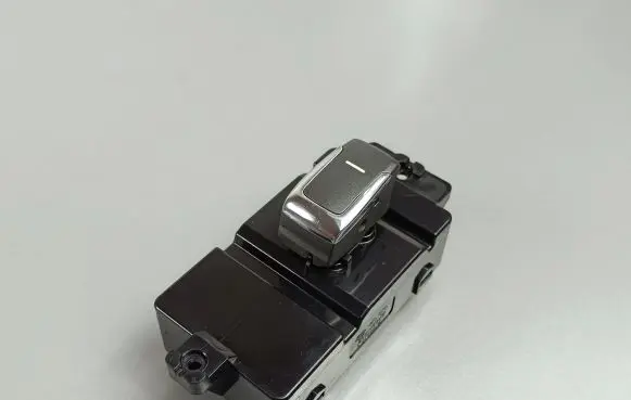 SsangYong Rexton Electric window control switch 8512036250