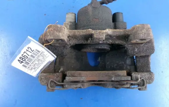 Opel Zafira B Front brake caliper
