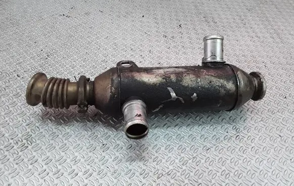 Peugeot 607 EGR valve cooler 9631424880