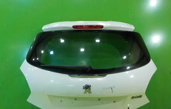 Peugeot 208 I Tailgate/trunk/boot lid KOMPLETNA XP186