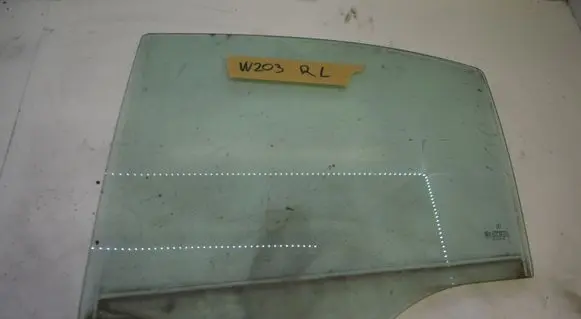 Mercedes-Benz C W203 Rear door window glass A2037350110