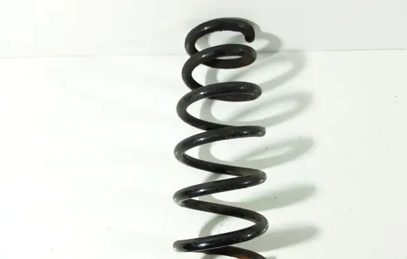 Toyota Avensis T250 Rear coil spring 