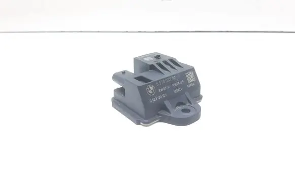 BMW 1 F20 F21 Glow plug pre-heat relay 8570087