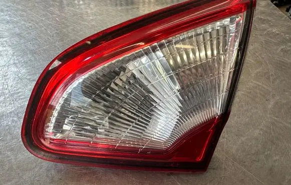 Nissan Qashqai Tailgate rear/tail lights 89503209 B26550BR01A