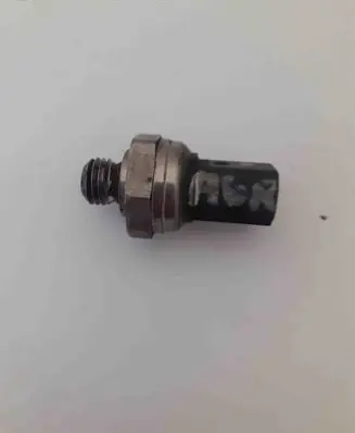 Mercedes-Benz Sprinter W906 Oil pressure sensor 81CP3701 A6519050200