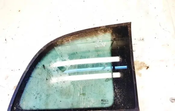 Opel Zafira A Rear side window