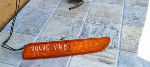 Volvo S40, V40 Front indicator light 30896799