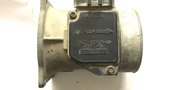 Mazda 626 Mass air flow meter F82F12B579DA