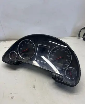 Speedometer (instrument cluster)