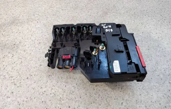 Mercedes-Benz E C207 W207 Positive cable (battery) A2075401550