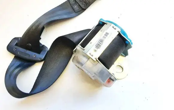 Middle seatbelt (rear)