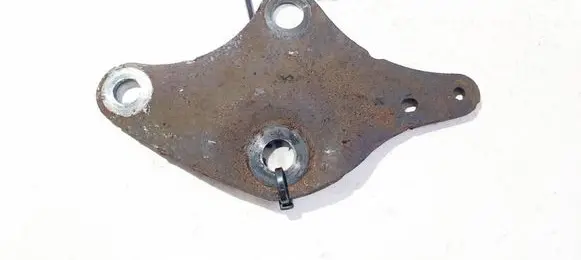 Citroen C5 Engine mounting bracket