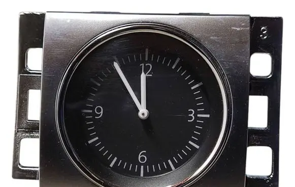 Volkswagen PASSAT B7 Clock 3AA919204A 194805814