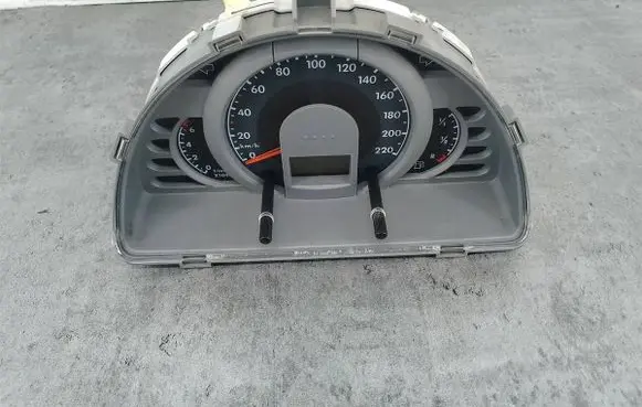 Volkswagen Fox Speedometer (instrument cluster) 5Z0920820NX