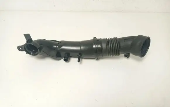Opel Crossland X Air intake duct part 9833016780