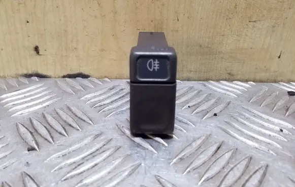 Fog light switch