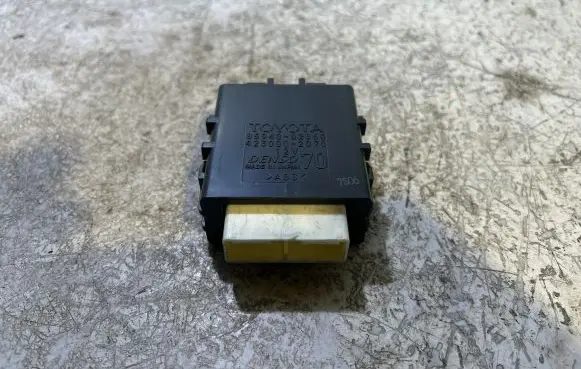 Toyota Auris E180 Other control units/modules 4230002070