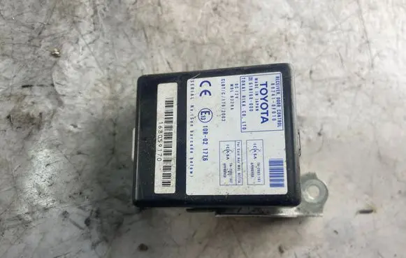 Toyota Corolla Verso E121 Door control unit/module 897410f010 61b168000