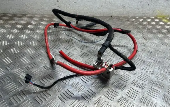 Mercedes-Benz C AMG W205 Positive cable (battery) BAMPT0678