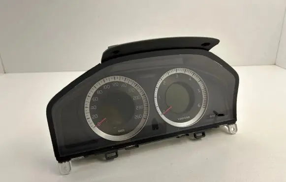 Volvo V70 Speedometer (instrument cluster) 31270901AA 36002600 69399320U