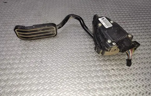Ford Galaxy Accelerator throttle pedal 7M3721603D