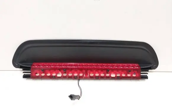 BMW 3 E90 E91 Third/center stoplight 168644 022408